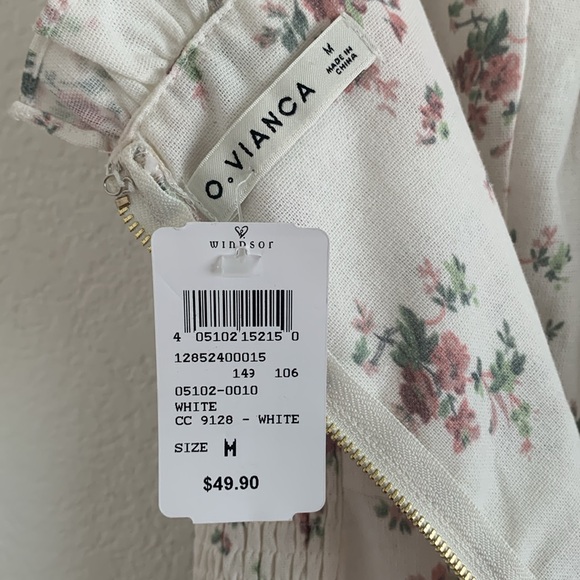 Windsor🌸 Dress - Picture 8 of 10